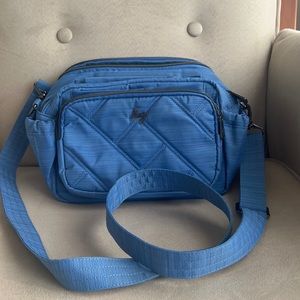 NWOT Lug Boomer Crossbody Bag in Brushed Marina